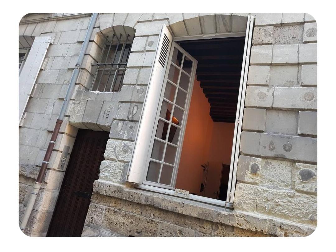 Appartamento Havre de paix avec extérieur au coeur du vieux Tours Esterno foto